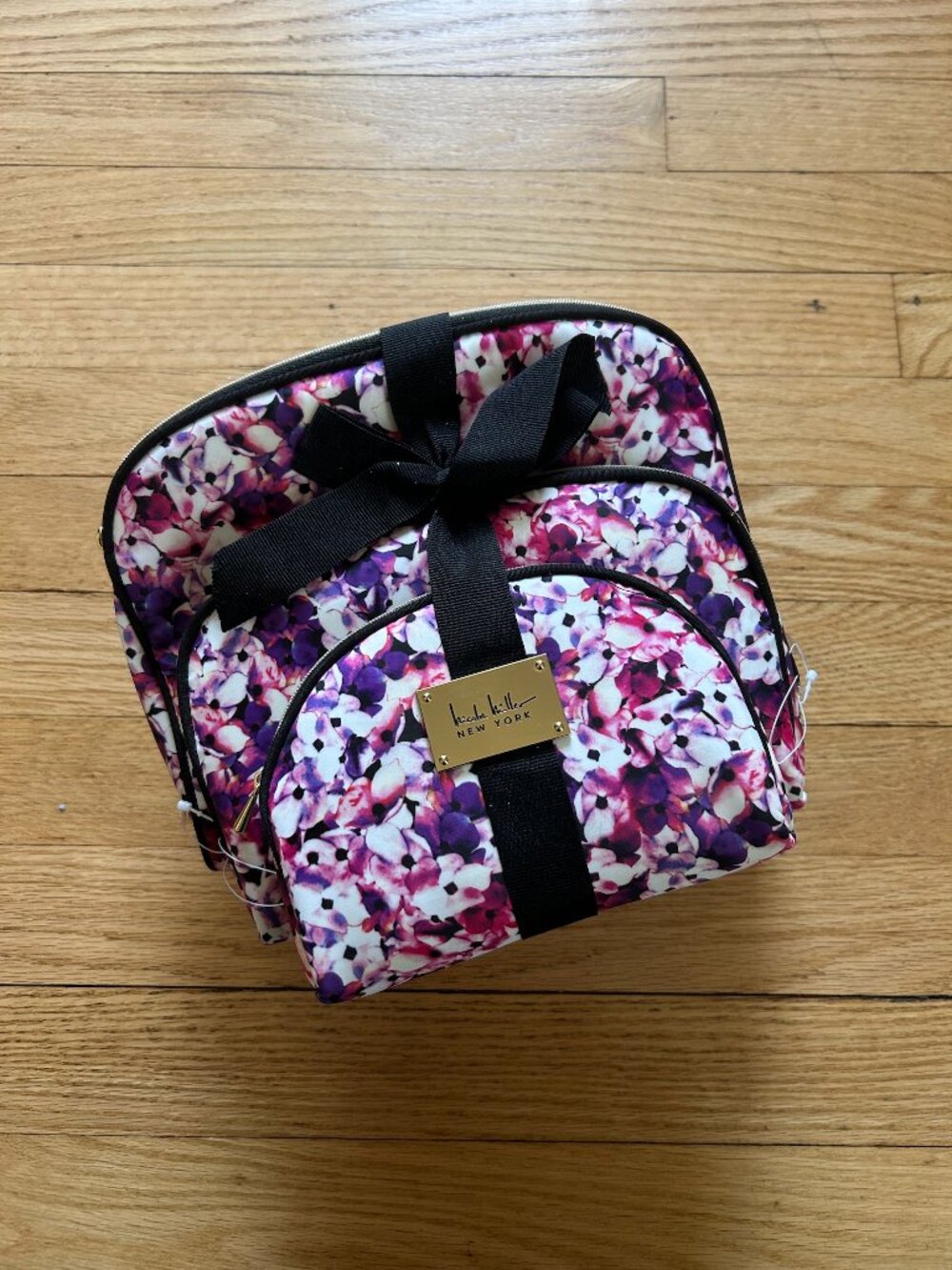 Nicole Miller Floral Cosmetic/Makeup Travel 3 Pouch Set